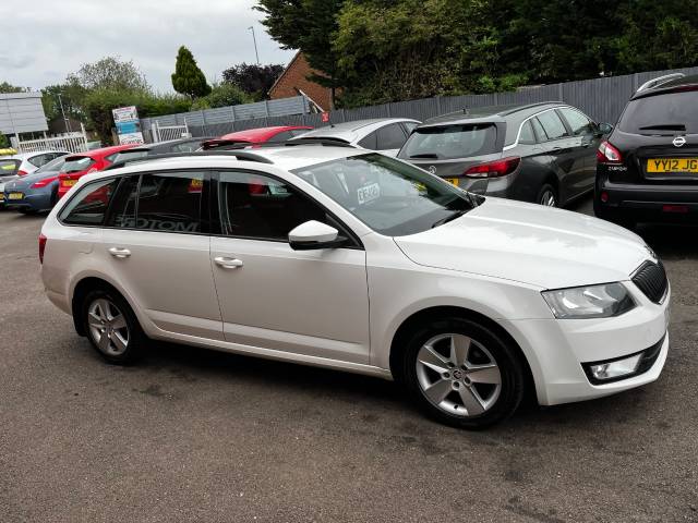 2014 Skoda Octavia 1.6 TDI CR SE White 5dr Estate, £0 TAX, 75 MPG, 1 OWNER