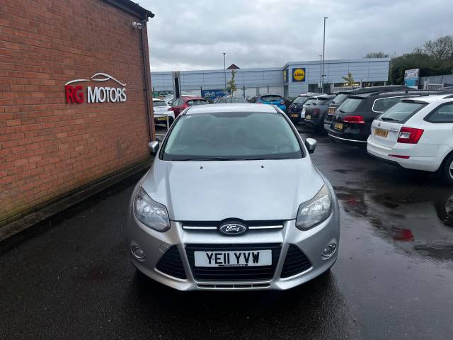 2011 Ford Focus 1.6 Zetec Silver 5dr Hatch, 1 Owner, F.S.H.