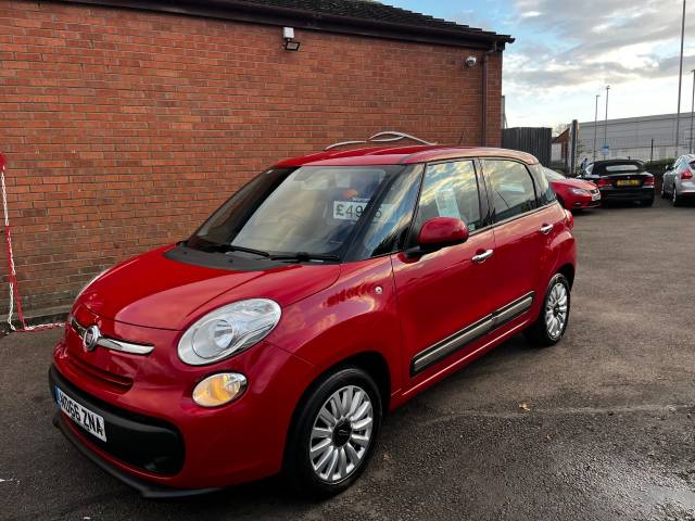 Fiat 500l 1.3 Multijet 95 Pop Star Red 5dr MPV £20 TAX 68 MPG MPV Diesel Red