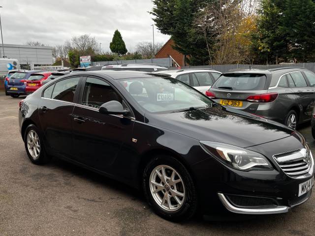 2014 Vauxhall Insignia 2.0 CDTi ecoFLEX Design Black 5dr Hatch, £0 TAX, 65 MPG