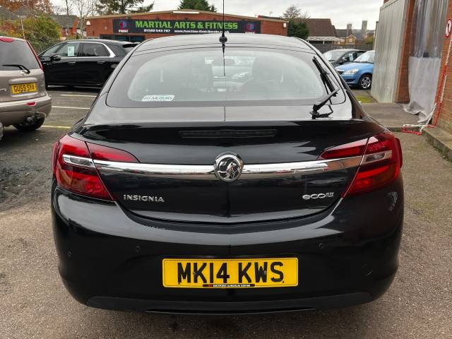 2014 Vauxhall Insignia 2.0 CDTi ecoFLEX Design Black 5dr Hatch, £0 TAX, 65 MPG