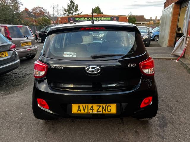 2014 Hyundai i10 1.0 SE Black 5dr Hatch, £20 TAX, 68 MPG, 1 OWNER