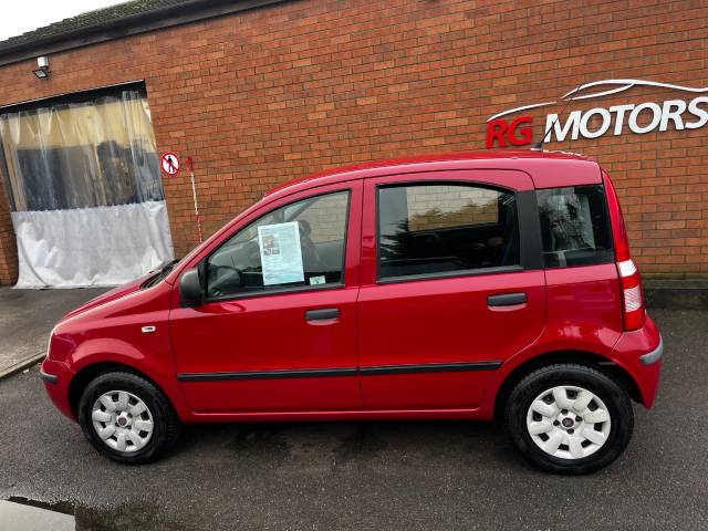 2010 Fiat Panda 1.2 Dynamic ECO Red 5dr Hatch, £35 TAX, 56 MPG F.S.H