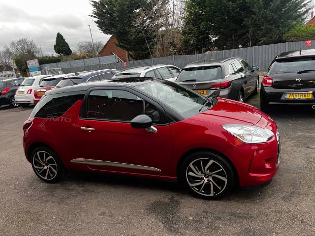 2015 Ds Ds 3 1.2 PureTech 110 DStyle Nav Red 3dr Hatch, £20 TAX