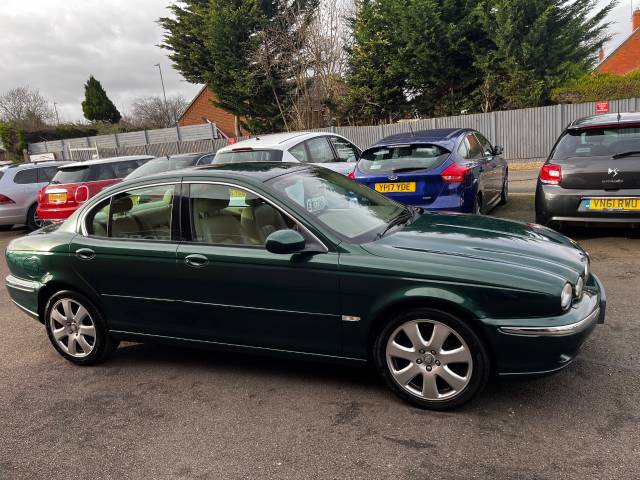 2004 Jaguar X-Type 3.0 V6 SE 4dr Saloon