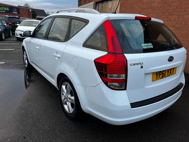 2011 Kia Ceed 1.6 CRDi 2 White 5dr Estate