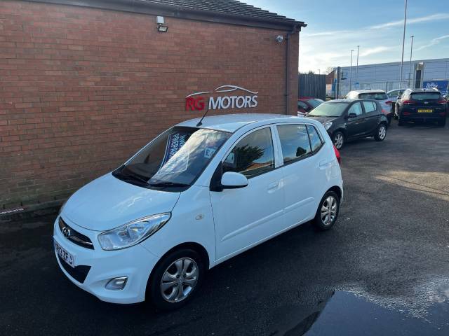 Hyundai i10 1.2 ACTIVE WHITE 5dr HATCH, ONLY 30k MILES F.SH Hatchback Petrol White