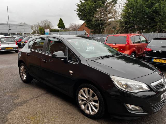 2012 Vauxhall Astra 1.6i 16V Active Black 5dr Hatch, PX WELCOME