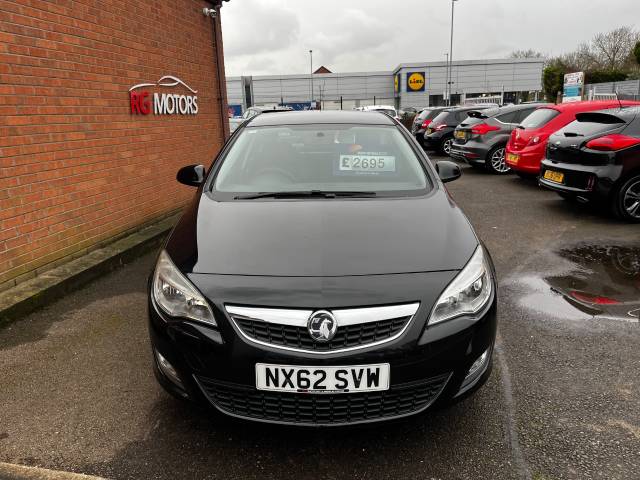 2012 Vauxhall Astra 1.6i 16V Active Black 5dr Hatch, PX WELCOME