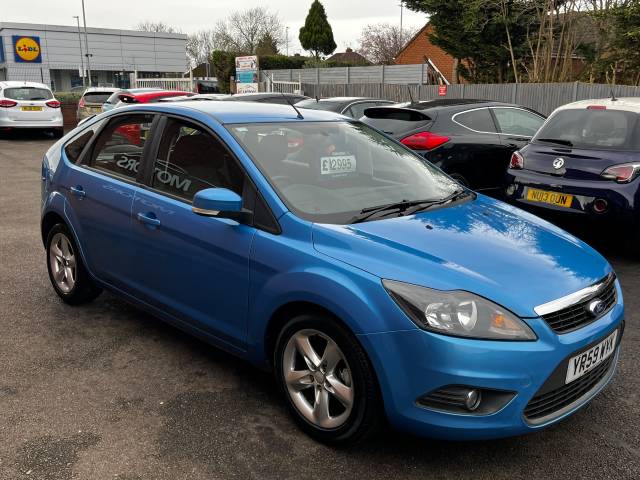 2009 Ford Focus 1.6 Zetec Blue 5dr Hatch,