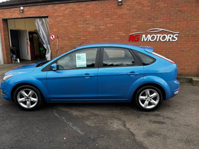 2009 Ford Focus 1.6 Zetec Blue 5dr Hatch,