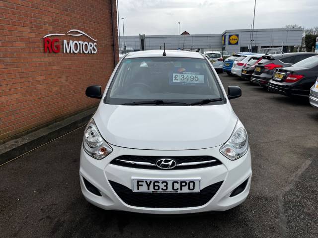 2013 Hyundai i10 1.2 Classic White 5dr Hatch,