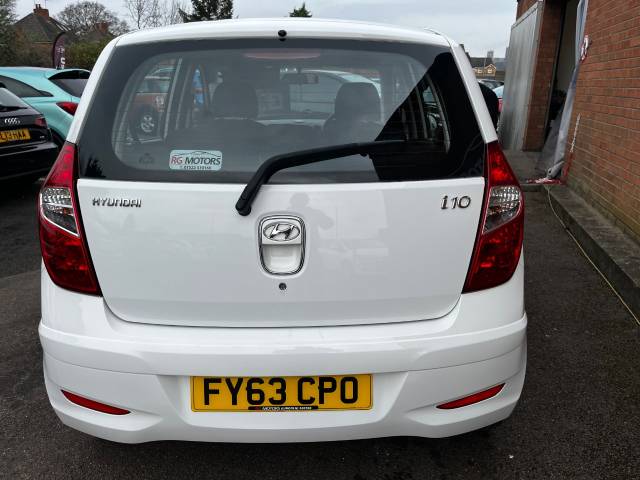 2013 Hyundai i10 1.2 Classic White 5dr Hatch,