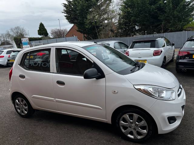 2013 Hyundai i10 1.2 Classic White 5dr Hatch,