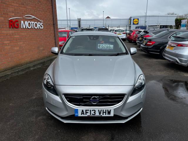 2013 Volvo V40 2.0 D3 SE Lux Nav Silver 5dr Hatch