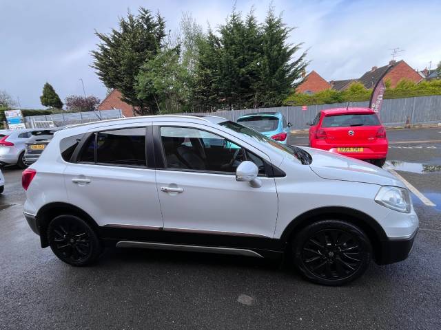 2015 Suzuki Sx4 S-cross 1.6 DDiS SZ5 ALLGRIP White 5dr 4x4