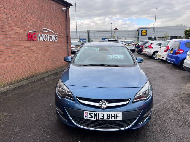 2013 Vauxhall Astra 1.6i 16V Elite Blue 5dr Hatch