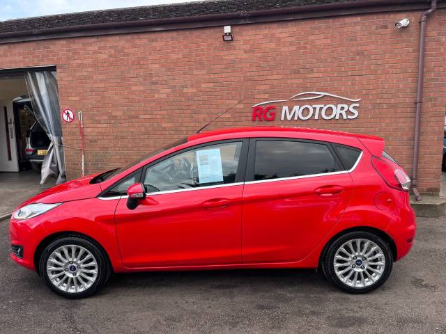 2014 Ford Fiesta 1.0 EcoBoost Titanium Red 5dr Hatch