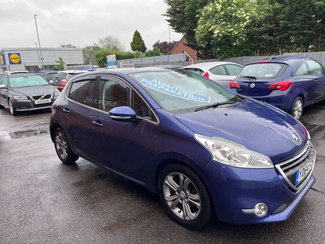 2014 Peugeot 208 1.2 VTi Allure Blue 5dr Hatch