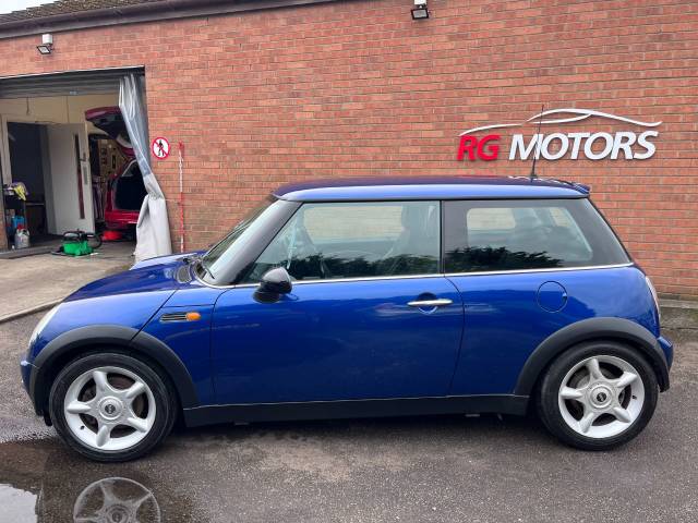 2002 Mini Hatchback 1.6 Cooper Blue 3dr Hatch, Full Mot, PX Welcome