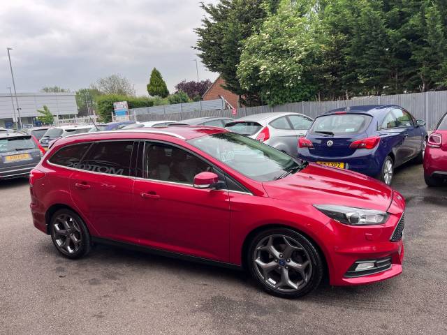 2017 Ford Focus 1.5 TDCi 120 Titanium X ST REPLICA Red 5dr Estate