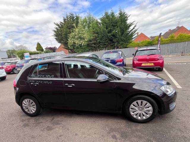 2014 Volkswagen Golf 1.6 TDI 105 S Black 5dr Hatch