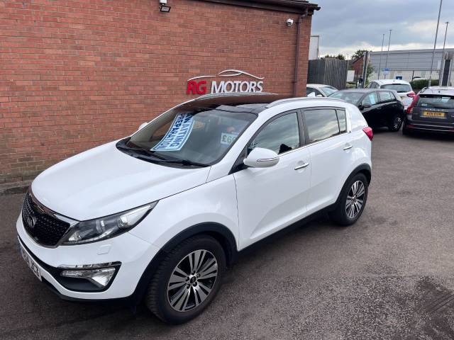 Kia Sportage 1.7 CRDi ISG 3 5dr [Sat Nav] Estate Diesel White