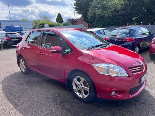 2011 Toyota Auris 1.33 Dual VVTi TR Red 5dr Hatch JUST 38k MILES