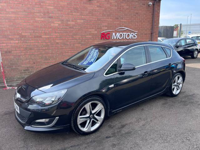 Vauxhall Astra 1.4T 16V SRi Black 5dr Hatch Hatchback Petrol Black