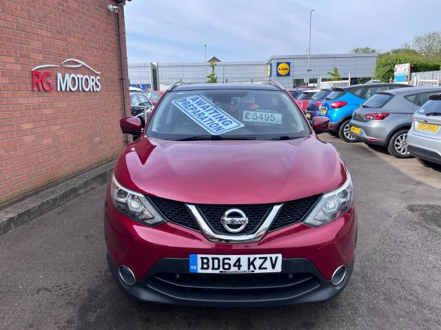 2014 Nissan Qashqai 1.5 dCi Tekna Red 5dr Hatch