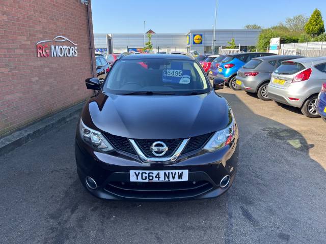 2014 Nissan Qashqai 1.5 dCi Tekna Black 5dr Hatch