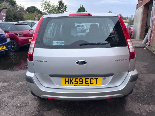 2010 Ford Fusion 1.4 Style + Silver 5dr Hatch