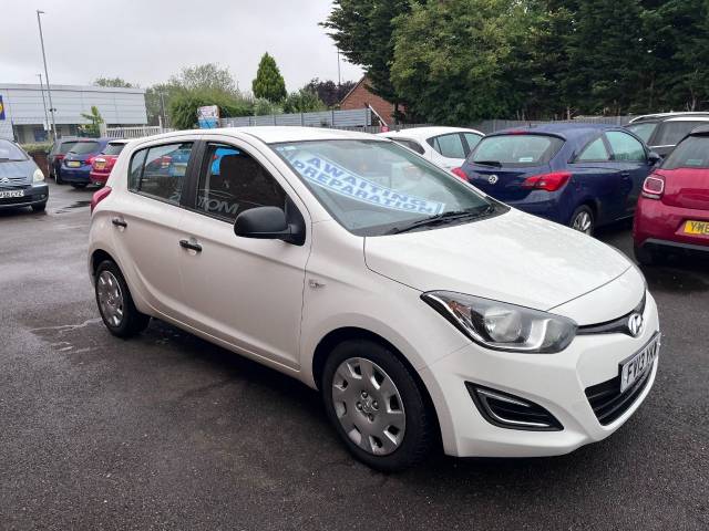 2013 Hyundai i20 1.2 Classic White 5dr Hatch,Only 29k Miles