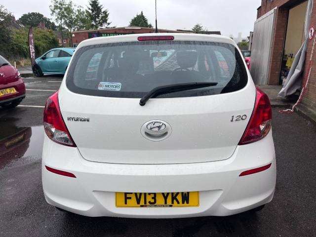 2013 Hyundai i20 1.2 Classic White 5dr Hatch,Only 29k Miles