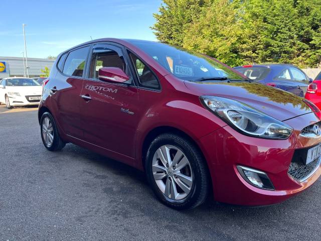 2011 Hyundai ix20 1.4 CRDi Blue drive Style Red 5dr MPV