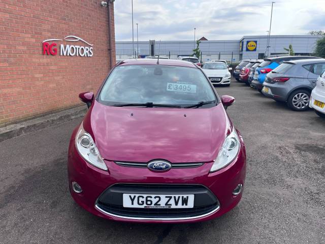 2012 Ford Fiesta 1.4 Titanium Red 5dr Hatch