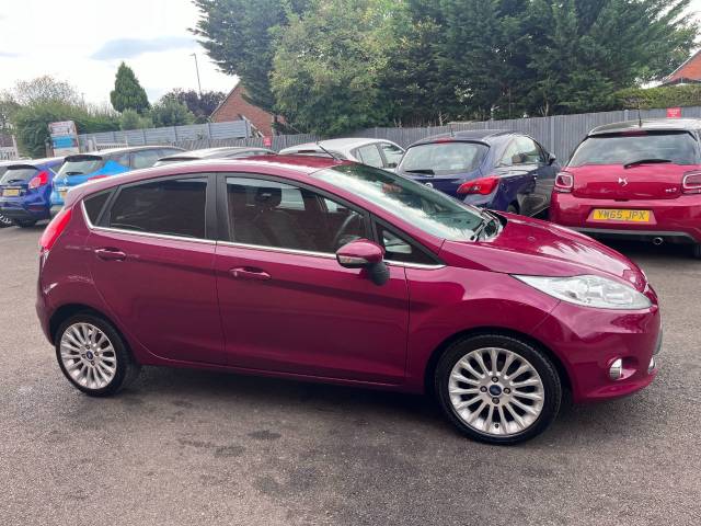 2012 Ford Fiesta 1.4 Titanium Red 5dr Hatch