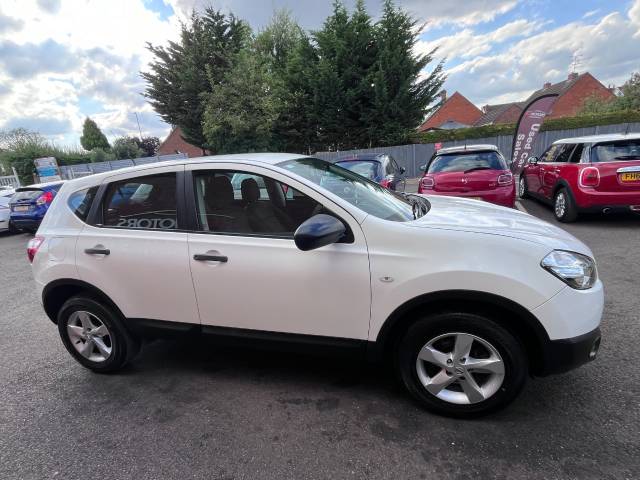 2012 Nissan Qashqai 1.6 [117] Visia White 5dr Hatch