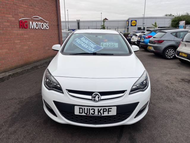 2013 Vauxhall Astra 1.6i 16V SRi 5dr Auto