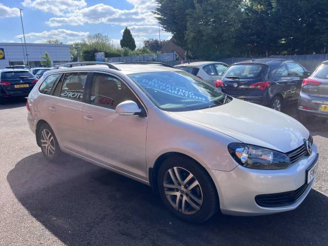 2013 Volkswagen Golf 1.6 TDI 105 SE Silver 5dr Estate