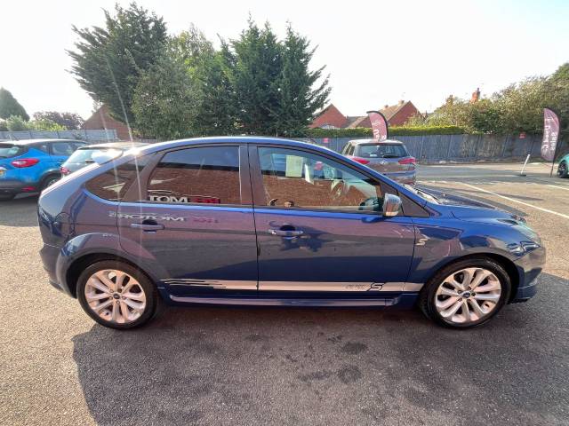 2009 Ford Focus 1.6 Zetec S Blue 5dr Hatch