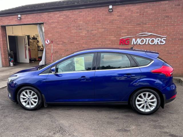 2015 Ford Focus 1.0 EcoBoost 125 Titanium Blue 5dr