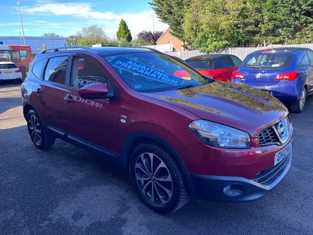 2012 Nissan Qashqai+2 1.5 dCi [110] N-Tec Red 5dr Hatch 7seats