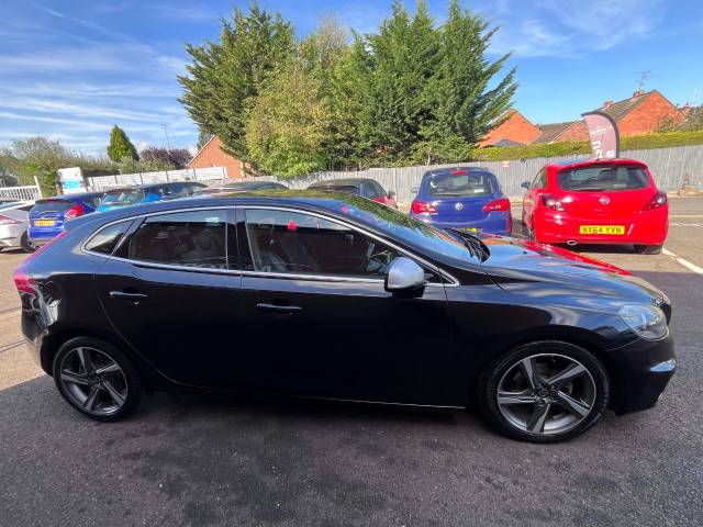 2014 Volvo V40 1.6 D2 R DESIGN Black 5dr Hatch