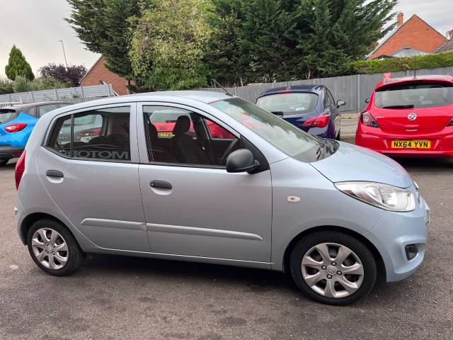2011 Hyundai i10 1.2 Classic Silver 5dr Hatch, £20 TAX, 62 MPG