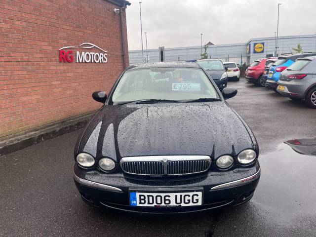 2006 Jaguar X-Type 2.2d SE Black 4dr Saloon