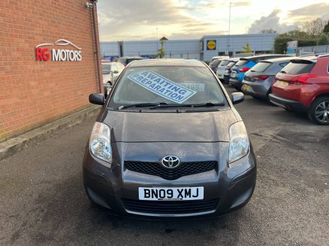2009 Toyota Yaris 1.4 D-4D TR Grey 5dr Hatch