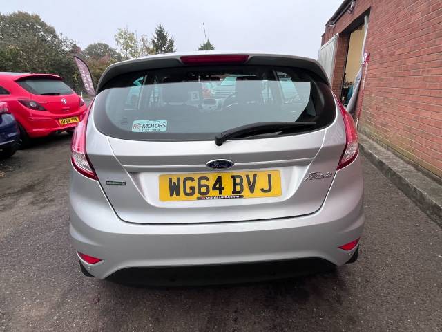 2014 Ford Fiesta 1.0 EcoBoost Zetec Silver 5dr Hatch, £0 TAX, 65 MPG, F.S.H.