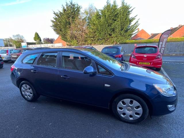 2012 Vauxhall Astra 1.6i 16V Exclusiv 5dr Auto