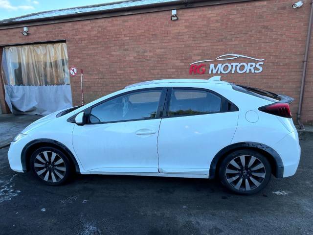 2015 Honda Civic 1.6 i-DTEC SE Plus White 5dr Hatch